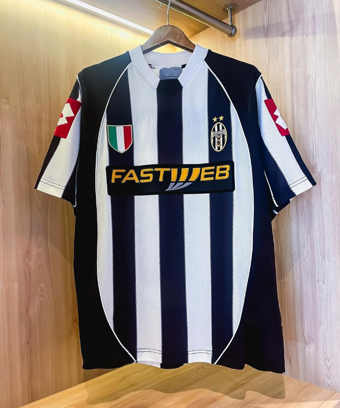 Juventus 2002/03 (Home)