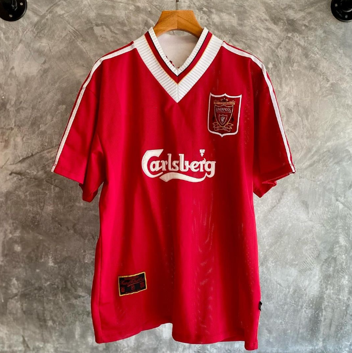 Liverpool 1995/96 (Home)